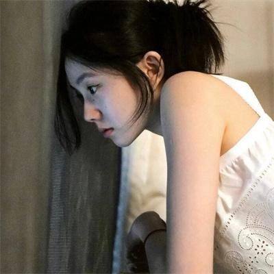 灰色的果实